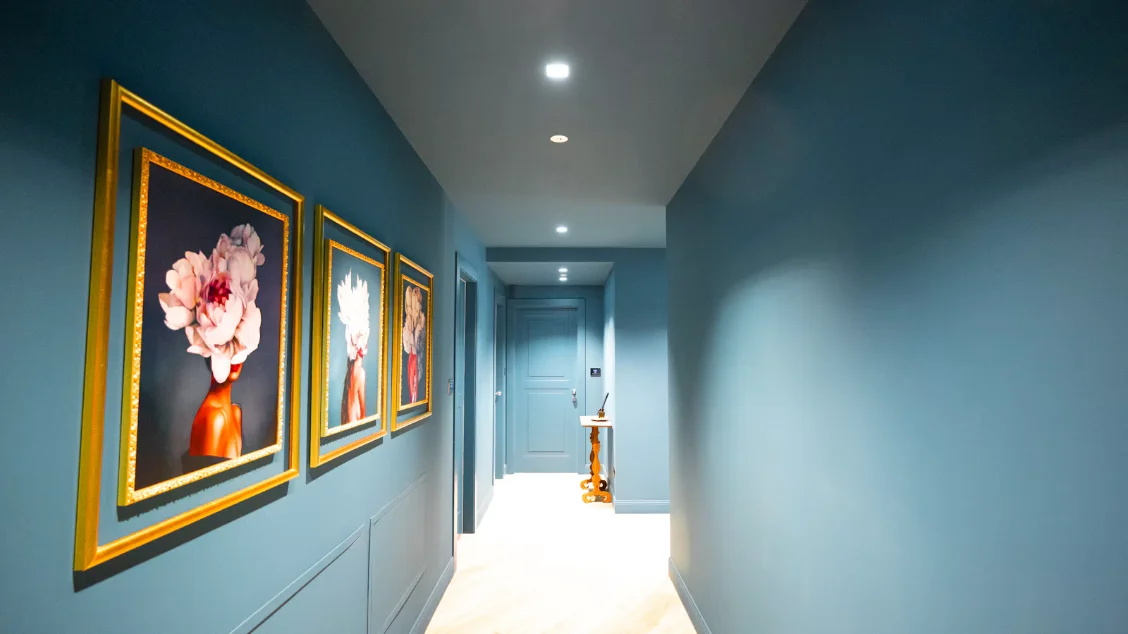 Hero photo: finished interior room