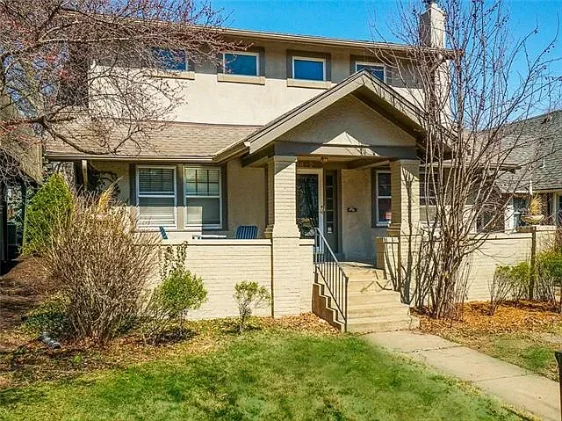 Exterior painting: color refresh